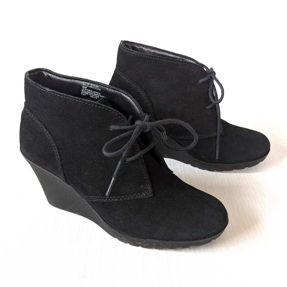WHITE MOUNTAIN Icon black suede leather lace-up oxford wedge booties